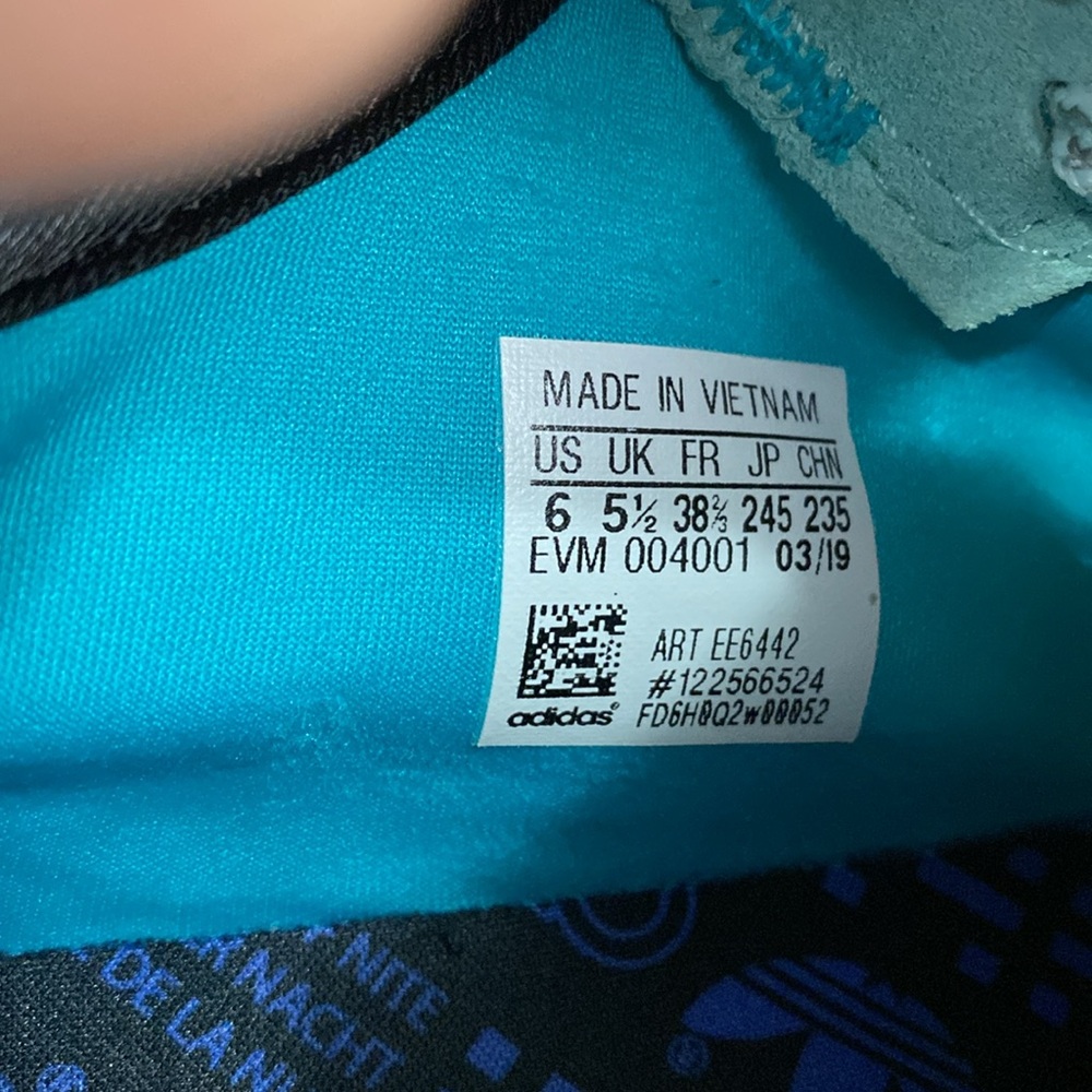 ADIDAS EVM - Picture 5 of 6